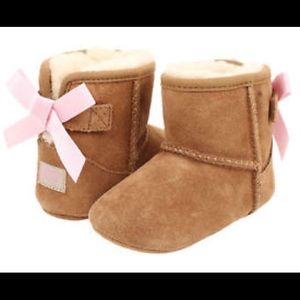 NWT Ugg Jesse Baby / Bow Toddler Tan Boots
